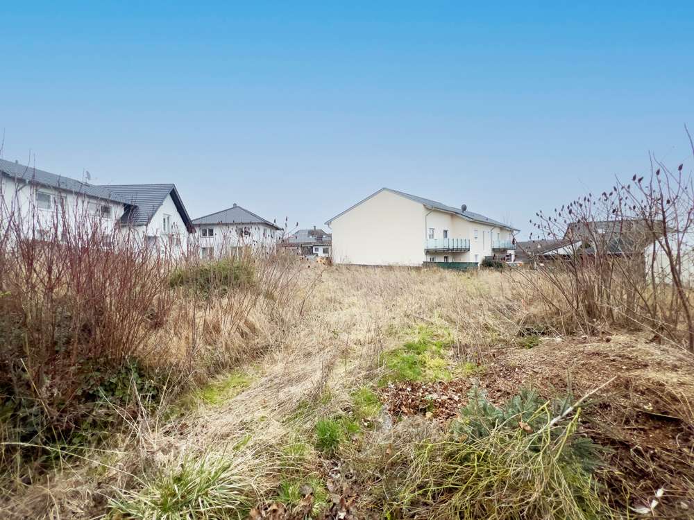 Grundstück zu verkaufen in Grafschaft 335.000,00 € 822 m²