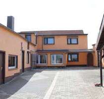 Haus zum Kaufen in Pegau OT Eisdorf 270.000,00 € 154.49 m²