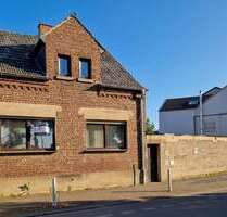 Haus zum Kaufen in Düren 169.900,00 € 142.2 m²
