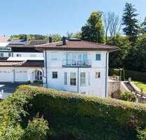 Haus zum Kaufen in Bad Endorf 1.693.000,00 € 215 m²