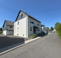 Haus zum Kaufen in Mündersbach 324.000,00 € 160 m²