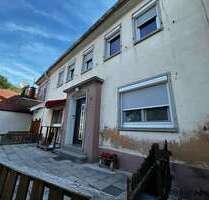 Haus zum Mieten in Adenbach 900,00 € 225 m²