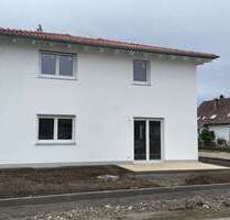 Haus zum Mieten in Fuchstal 1.565,00 € 125 m²