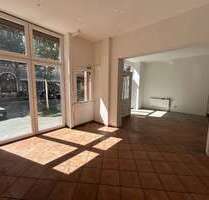 Gastronomie in Berlin 2.000,00 € 114.02 m²