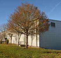 Halle in Essingen 12.760,00 € 2061 m²