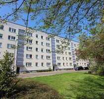 Wohnung zum Mieten in Halle (Saale) 353,00 € 60.71 m²