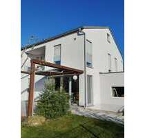 Haus zum Kaufen in INGOLSTADT 999.000,00 € 187 m²