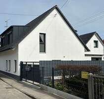 Haus zum Kaufen in Augsburg 1.090.000,00 € 214 m²