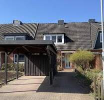 Charmantes und neu renoviertes Reihenhaus mit Keller, S- W Terrasse und Carport in beliebter Ortslage - Schwarzenbek