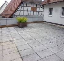 WOHNEN IN DER CITY VON GERADSTETTEN! Helle 3 Zi. - Wohnung im 1. OG. mit gemeinsamer Dachterrasse - Remshalden