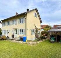 Charmante Doppelhaushälfte in gepflegter Wohnlage mit zwei Gartenbereichen und Gestaltungspotenzial - Wangen im Allgäu