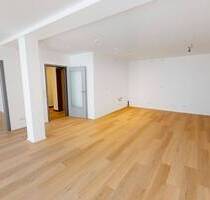Mitten in Rosenheim: großzügige, helle 3-Zimmer-Wohnung