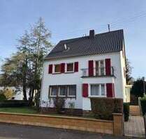 Freistehendes Einfamilienhaus in zentraler Lage von Fechingen - Saarbrücken Brebach-Fechingen