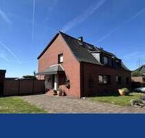 Doppelhaushälfte mit tollem Grundstück für Gartenliebhaber - Duisburg Bergheim