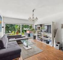 Attraktive Hochparterre Wohnung mit großer Terrasse und Garten in Berlins begehrtem Zehlendorf