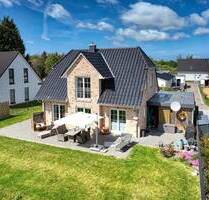 Modernes, energieeffizientes & neuwertiges Wohnhaus in beliebter Stadtrand-Lage - Barth Siedlung