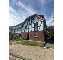 Schönes Reihenendhaus im Fachwerkstil in Isernhagen-Kirchhorst