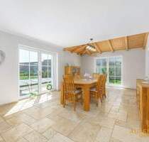 Ansprechendes Wohndomizil mit großzügigem Außenbereich zu verkaufen, sofort frei - Wenzenbach