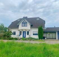 Elegantes Einfamilienhaus mit Einliegerwohnung in St. Leon-Rot