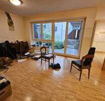 2,5-3 Zimmer Altstadtwohnung mit Terrasse im Innenhof - frei - Regensburg Innenstadt