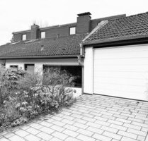 Familientraum in Hösel: Zeitlose Doppelhaushälfte mit Gartenidyll in bester Lage - Ratingen