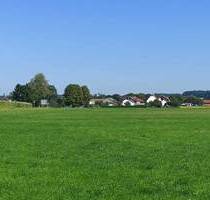 Sonniges Grundstück mit unverbaubarem Bergblick - Emmering