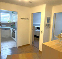 Helle 3-Zimmer-Dachgeschosswohnung, mit Einbauküche & Grillplatz - Gepflegtes Wohnen in Remscheid