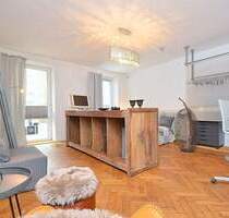 Modern möblierte Altbauwohnung mit Reinigungsservice in Stuttgart West