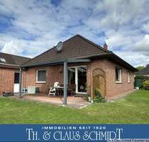 Ebenerdiger Bungalow mit Garage in ruhiger Siedlungslage von Jaderberg