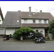 Platz für die große Familie Zweifamilienhaus in 34626 Neukirchen zu verkaufen