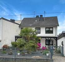 Charmantes Ein oder Zweifamilienhaus mit Potenzial in zentraler Lage - Neuwied / Feldkirchen