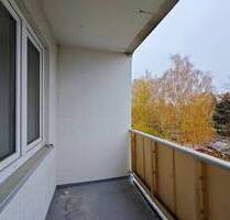 BALKONWOHNUNG SUCHT... - 296,00 EUR Kaltmiete, ca.  56,80 m² Wohnfläche in Zeitz (PLZ: 06712)
