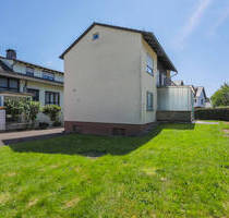 Freistehendes Einfamilienhaus auf tollem Grundstück - Remchingen / Nöttingen