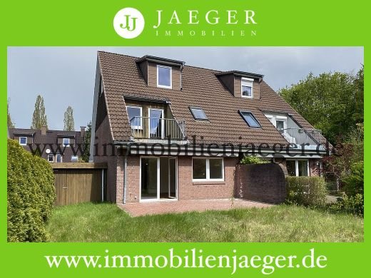 Elmshorn-Hasenbusch - Ruhige DHH mit Terrasse, Garten, Balkon, EBK, Dachstudio, Carport - frei