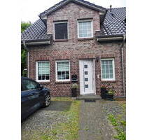 Wunderschönes Reihenendhaus - 1.300,00 EUR Kaltmiete, ca.  125,00 m² Wohnfläche in Sehnde (PLZ: 31319) Ilten