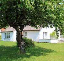 Ein Haus als Familiensitz in Mitten von Fuhlendorf am Bodstedter Bodden - in der Nähe von RDG