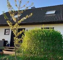 Seelze OT Harenberg, gepflegte, große DHH mit Keller auf ca. 1.200 m² Grundstück