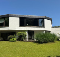 Haan-Musikantenviertel: Attraktives Architektenhaus am Waldrand
