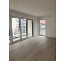 Erstbezug: Lichtdurchflutete 2-Zimmerwohnung mit Loggia und Parkhaus-Stellplatz - Bamberg Flugplatz