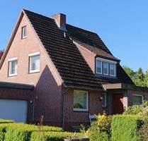 Schmuckes Einfamilienhaus mit Wintergarten und Garage - Oelixdorf