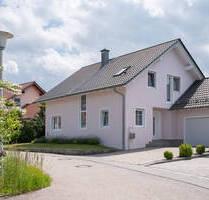 Familientraum: Einfamilienhaus mit grüner Oase! - Mengkofen Weichshofen
