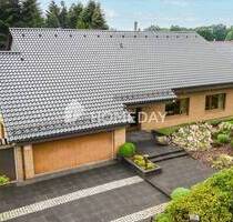 Stilvoller Familienwohnsitz mit 2 Wohneinheiten, 320?m² Wohnfläche und traumhaftem Garten - Kropp