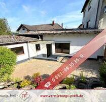 Zerf: Gemütliche 2-Zimmer-Wohnung in ruhiger Lage von Zerf - mit großer Terrasse und Gartenmitbenutzung!