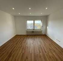 Kernsaniert & mit Seeblick - moderne 3-Zimmer-Wohnung in Salzgitter-Lebenstedt - Salzgitter Lebenstedt