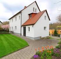 Kleine Haushälfte mit Garage und Gartenhaus in Hohnstein - Wohnen, wo andere Urlaub machen!