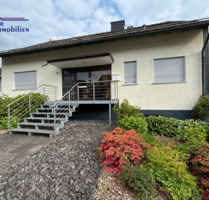 Top geschnittenes Einfamilienhaus mit Einliegerwohnung, ideal für Ihr Familienleben - Neuenrade