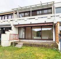 Großzügiges Reihenhaus in beliebter und ruhiger Lage - Kronberg im Taunus / Oberhöchstadt Taunus