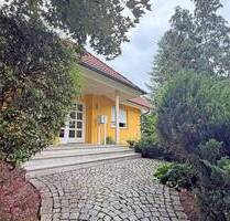Repräsentatives Einfamilienhaus im Grünen - in ruhiger Lage am Rande des Landschaftsschutzgebietes - Moritzburg