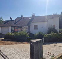Freistehendes Einfamilienhaus in Fronhausen Lahn mit großem Grundstück im Grünen - Fronhausen / Lahn