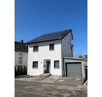 Niedrigenergiehaus A+ mit Keller und 2 Terrassen, Lippstadt-Süd